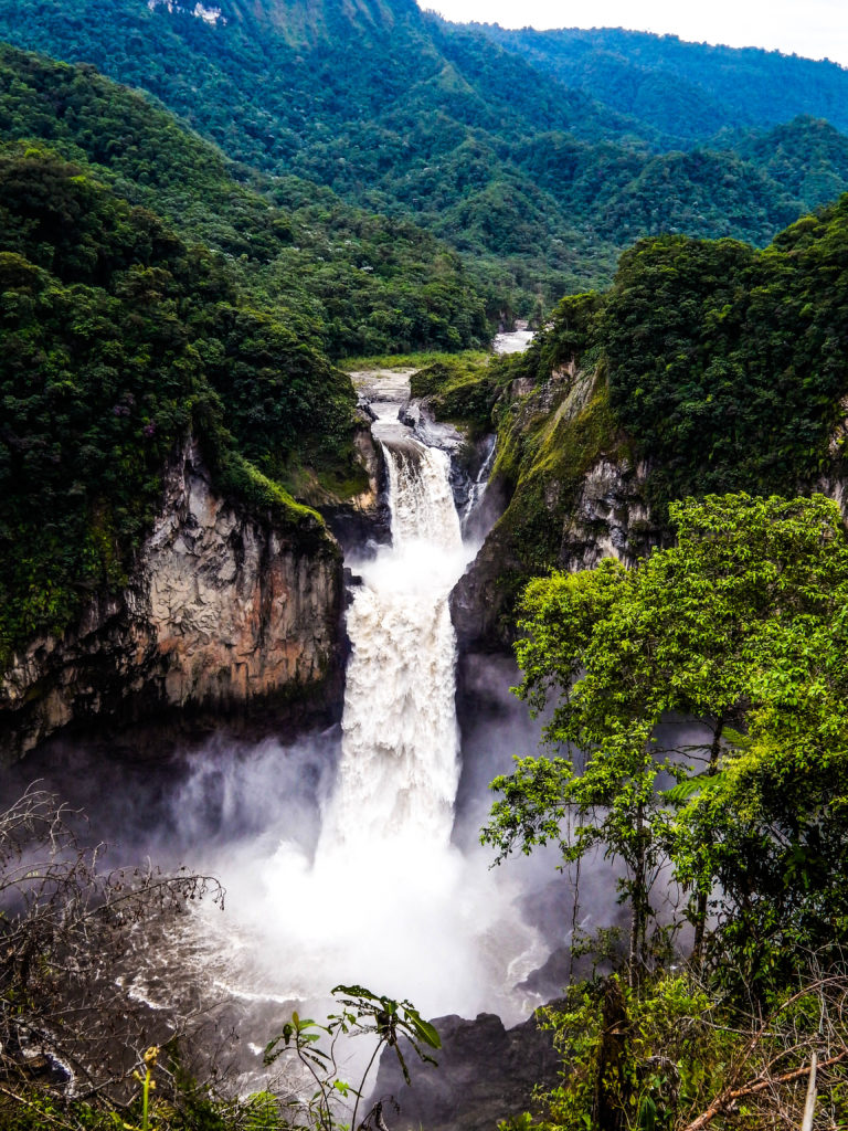 Top 10 Things To Do In Ecuador - Awe Around The Earth